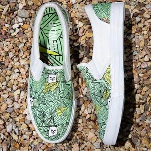 Ripndip Nermal leaf slip ons